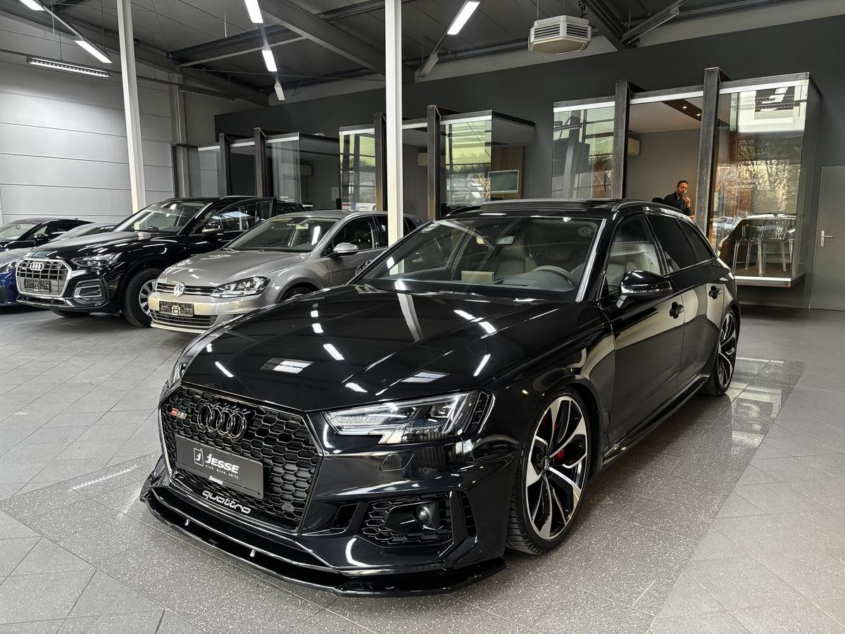 AUDI RS4 2.9 TFSI LED ACC Pano B&O RS-Sitze AGA 280km/h