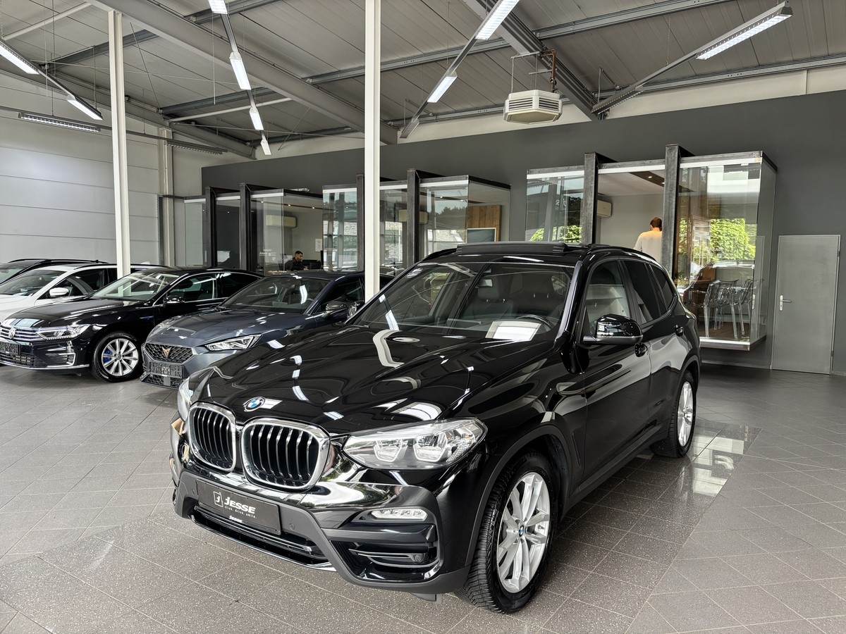 BMW X3  20d xDrive LED Pano Navi SHZ PDC