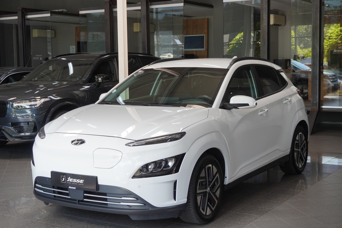 HYUNDAI KONA Elektro 64kWh Trend-Paket HUD RCAM Krell