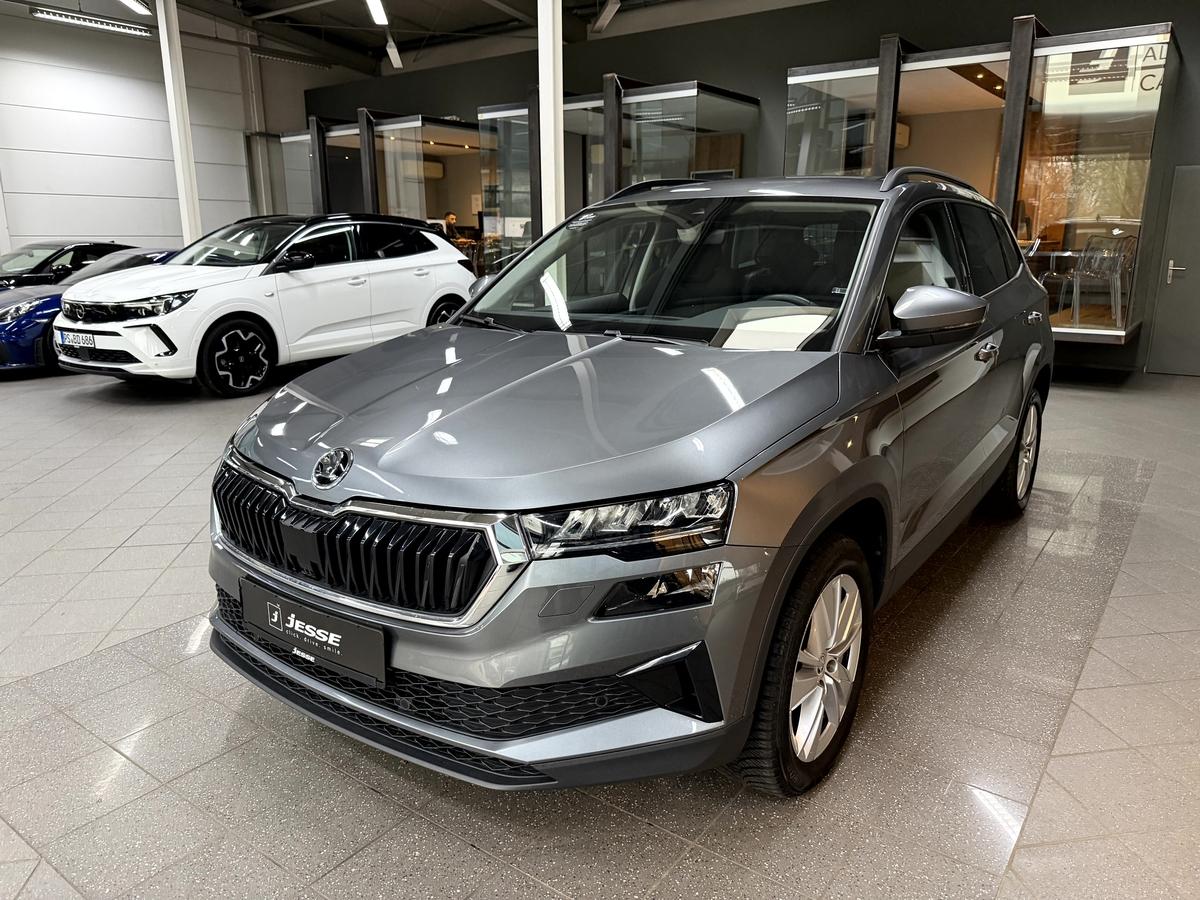 SKODA Karoq 1.5 TSI DSG Selection LED Virtual R.Cam Temp