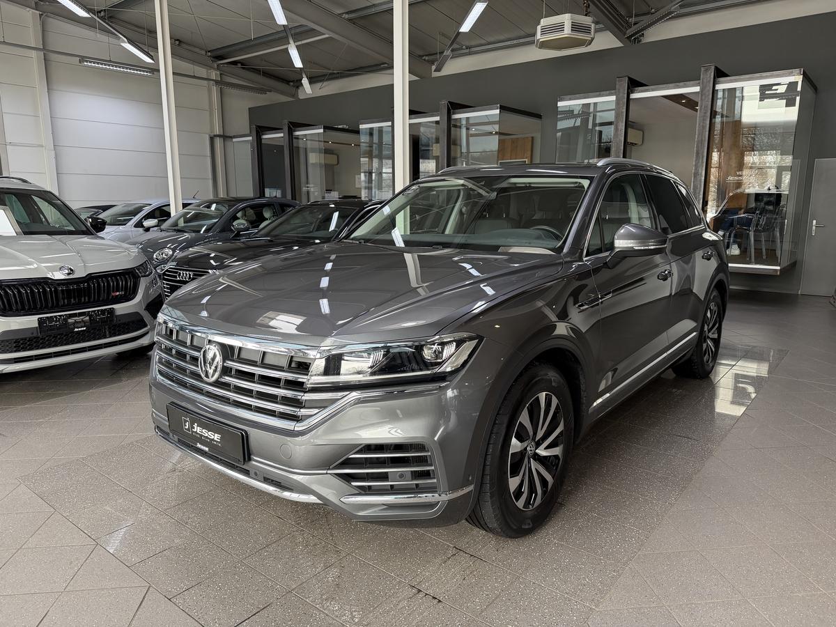 VW Touareg  3.0 TDI Elegance LED ACC Pano digi-tacho AHK